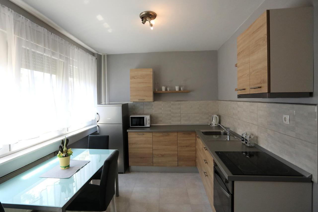 Studio apartman Ana Osijek Bagian luar foto